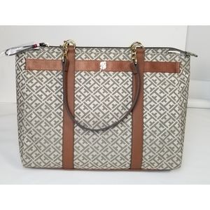 Tommy Hilfiger Signature Jacquard Tote Bag,  NWT